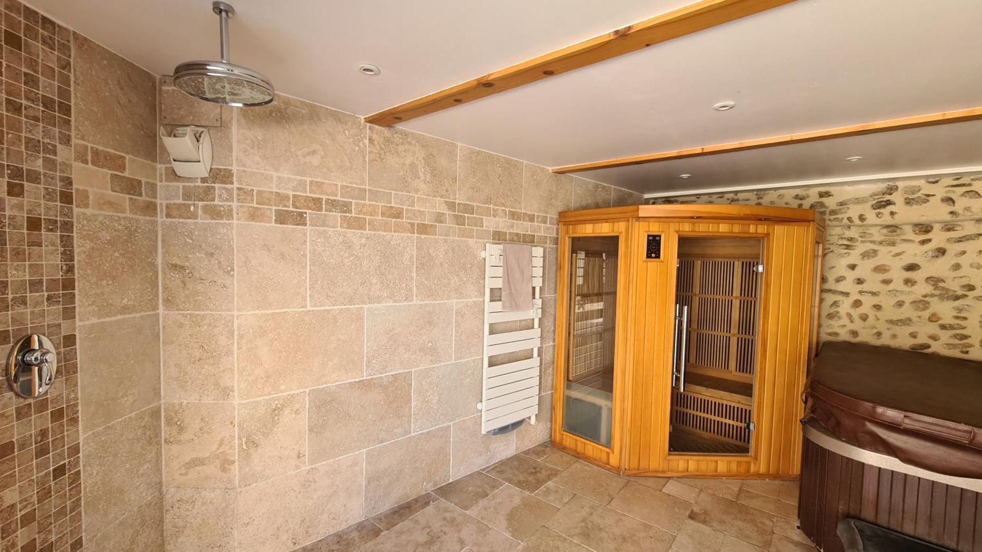Gite Le Caprice Spa & Sauna Genissieux Exterior photo
